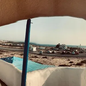 https://azzurro-house.in-canary-islands.com
